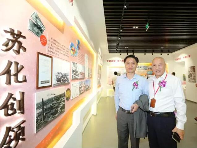 一家大神級的企業(yè)辦了一個(gè)低調(diào)的生日宴，速來圍觀！