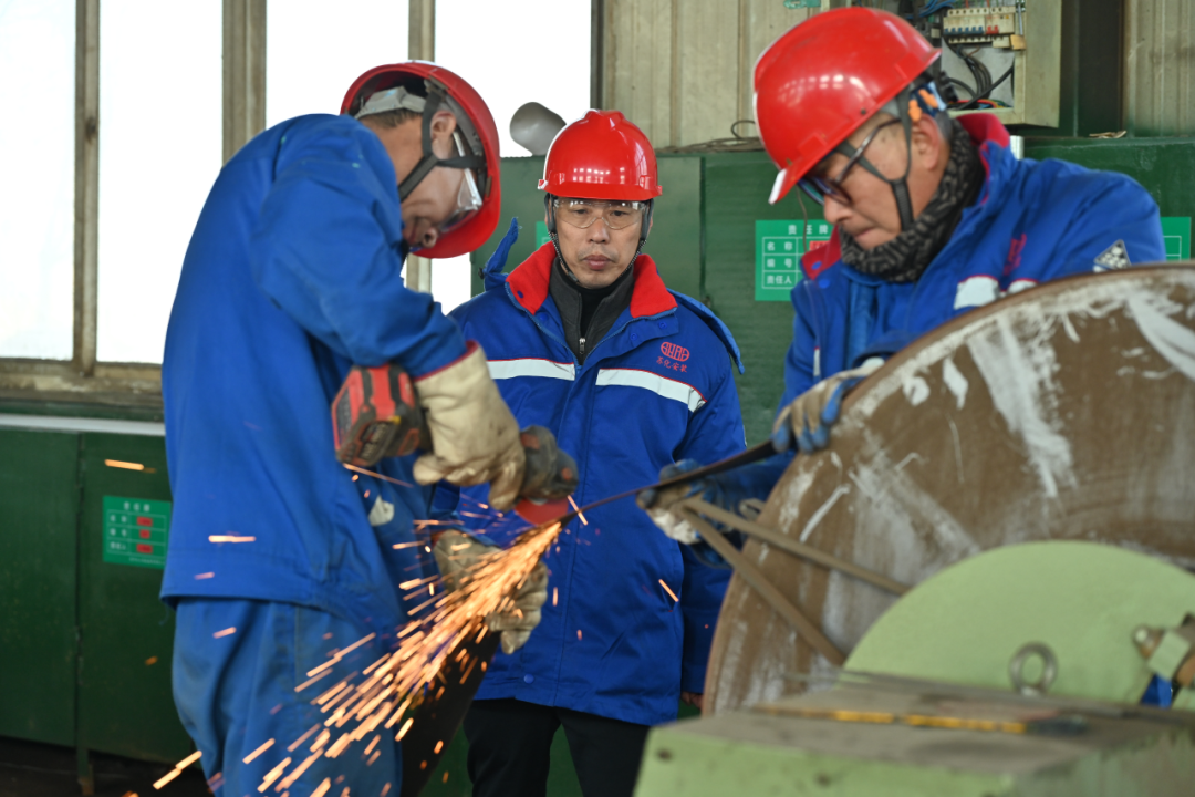 1740981960107561.png 640 (2).png